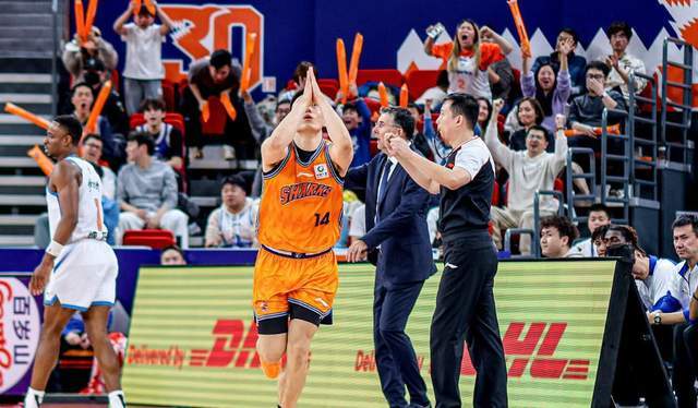 博鱼体育官方入口-CBA积分榜最新排名！广厦七连胜第一太稳，广东上海哄抢第二